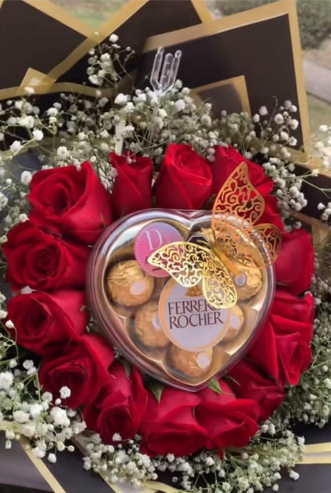 Ramo de Rosas Buchón